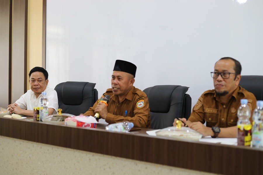 Asisten III Afridin Pimpin Rakor Penertiban dan Pengamanan Aset Rusunawa Labota