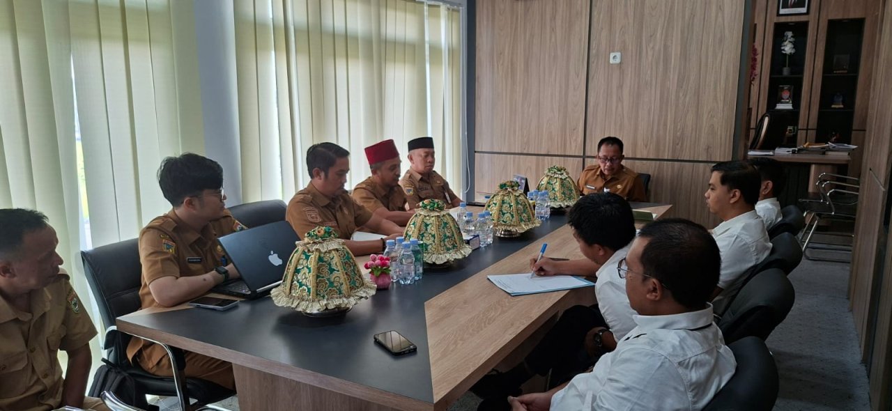 PEMERINTAK KAB. MOROWALI MENGELAR RAPAT PERCEPATAN PENSERTIPIKATAN TANAH